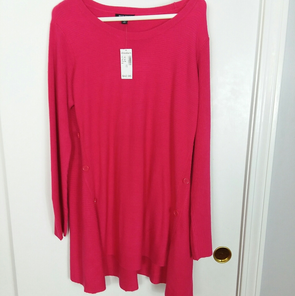 Women's Fuschia Sweater